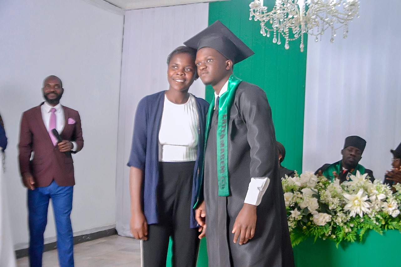 Imagem institucional 054