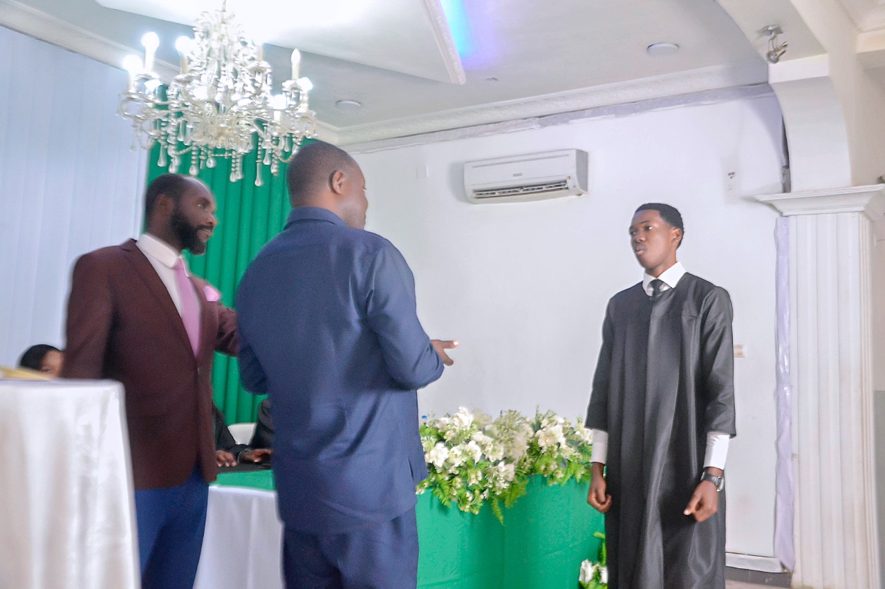 Imagem institucional 074