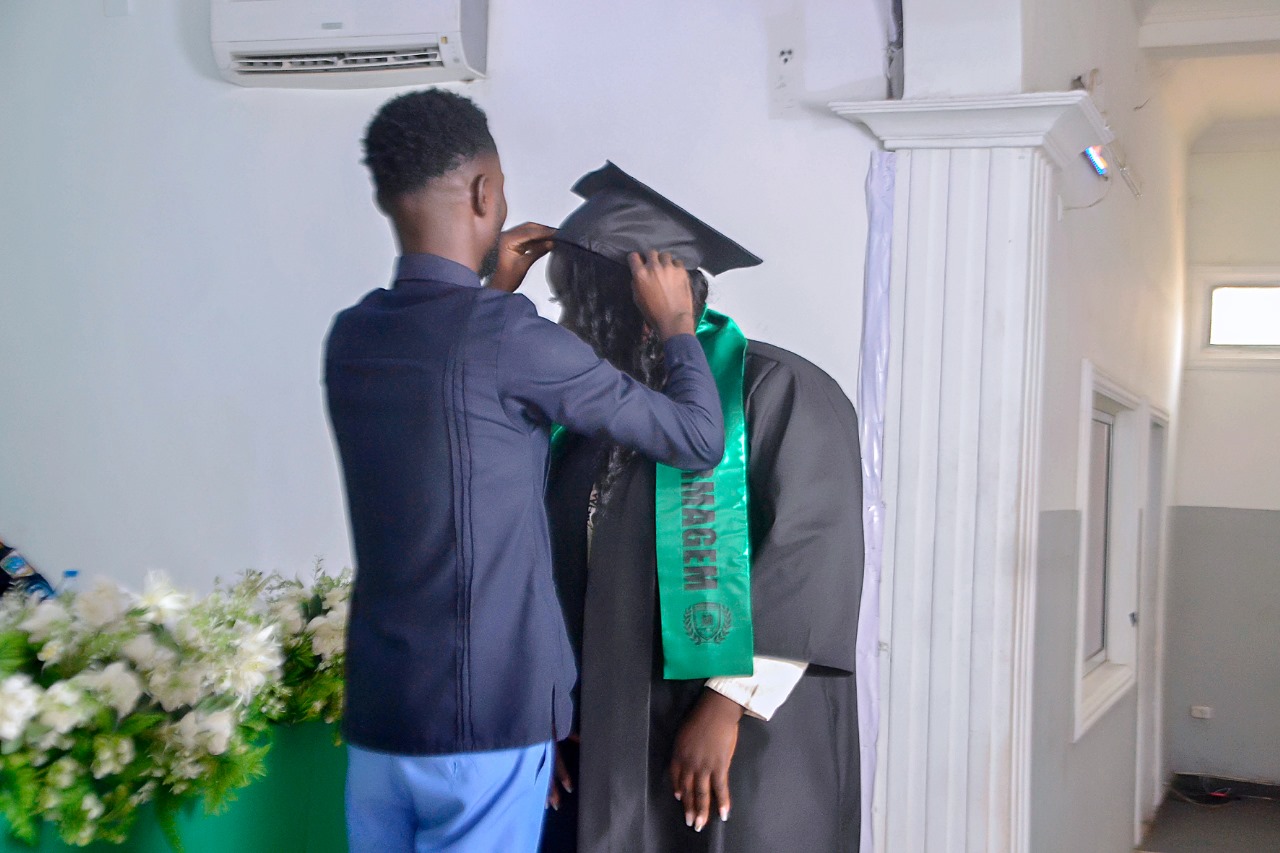 Imagem institucional 096